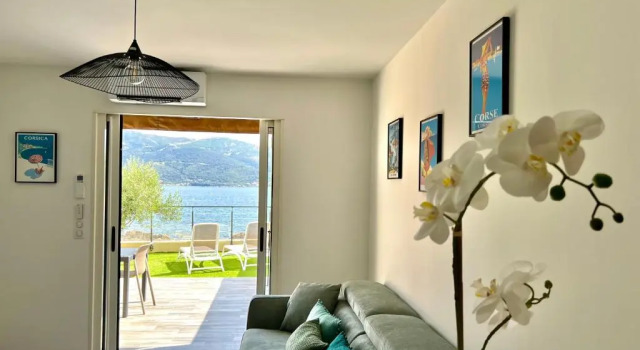 Апартаменты Superior PIEDS DANS L'EAU, TIUCCIA, appartement 2-4 pers