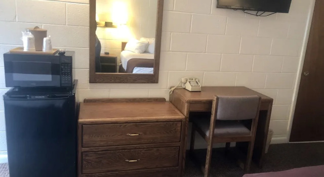 Номер Standard Four Winds Motel