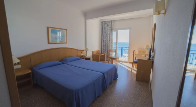 Двухместный номер Standard с балконом и с видом на море Hotel Ramblamar
