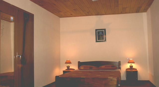 Rainforest Lodge