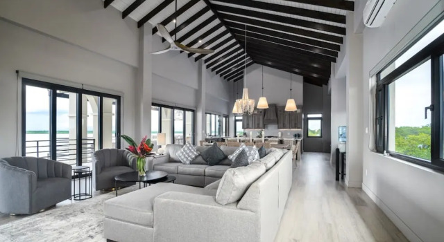 NEW 3 Story 4-bed Waterfront Villa w Sunset Views