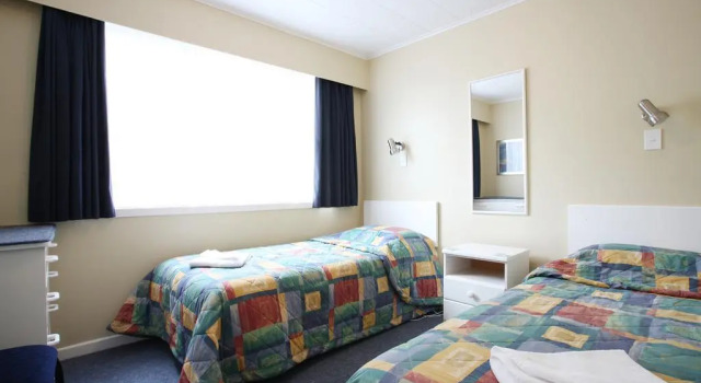 Апартаменты с 2 комнатами Queens Park Motels