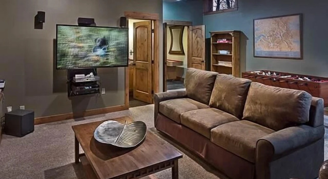 Шале Creekside Chalet 6 BedroomHoliday home By Moving Mountains