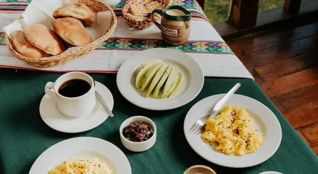 Hotel Vallehermoso, Buchen Sie Hotel Cotahuasi Arequipa