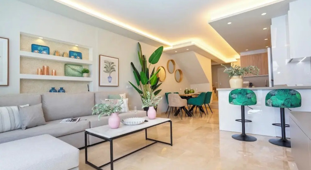 Апартаменты Magnificent 3BD Duplex With Pool. Aloha Golf II