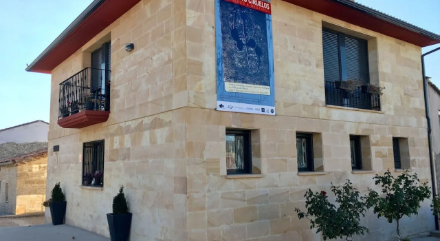 Casa Rural Sixto, Забронировать Отель Куэвас-де-Сан-Клементе Burgos Province