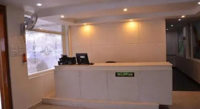 Hotel Siva AVM Grande, Забронировать Отель Отели штата Тамилнада с парковкой, Парковка