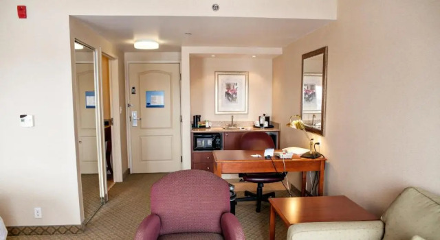 Студия Holiday Inn Express & Suites Kitchener Southeast by IHG