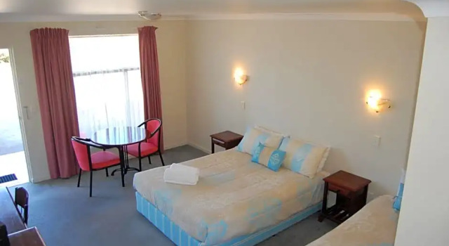 Номер Standard Elite Motor Inn
