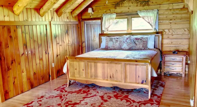 Majestic Vista Mountainside Cabin, Buchen Sie Ferienhaus Hotels in New England mit Parkplatz, Parkplätze