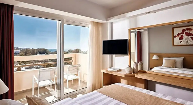 Номер Standard с частичным видом на море Tylissos Beach Hotel