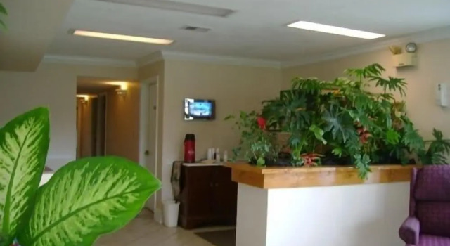 Emerald Sands Inn, Buchen Sie Hotel Milton Panhandle Florida