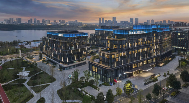 Doubletree By Hilton Chengdu Xinglong Lake, Prenota Hotel Nuovi hotel a Sichuan