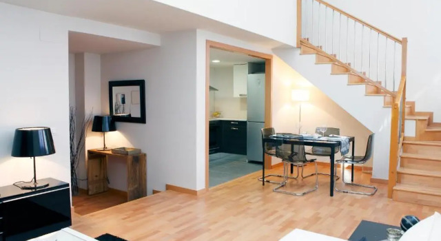 Fira Duplex, Забронировать Отель Оспиталет-де-Льобрегат Барселона, рядом с Горналь