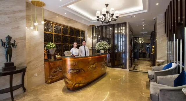 Golden Lotus Hotel