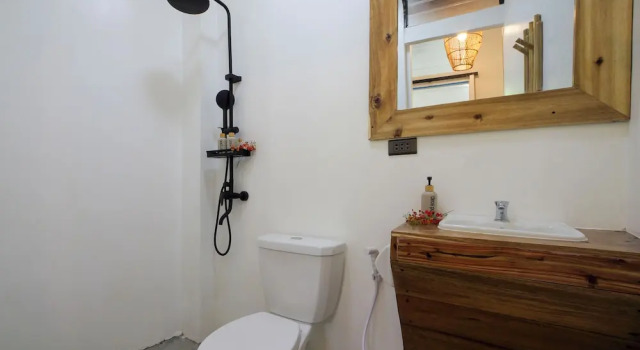 Кровать в общем номере Sip Sunset Hostel and Lounge