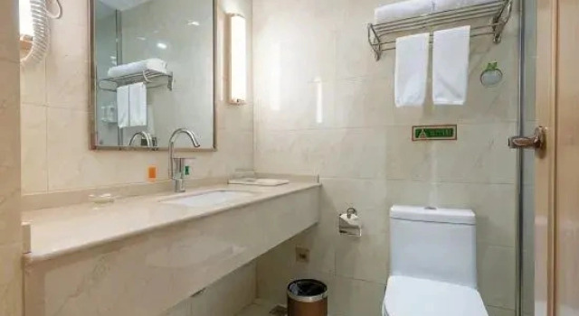 Двухместный люкс Deluxe Vienna International Hotel (Jiushan Park Branch, Wuma Street, Wenzhou)