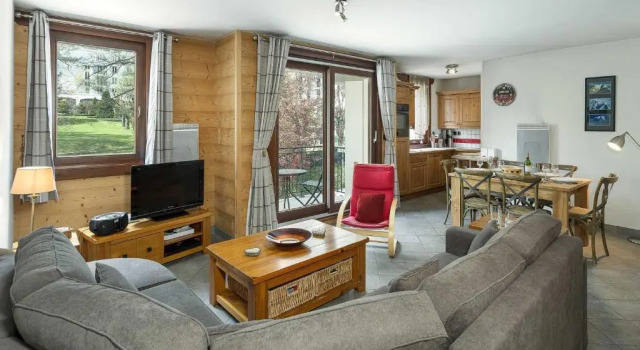 Апартаменты Apartment Staddon, Alpes Agency, Central Chamonix, Sleeps 4-6