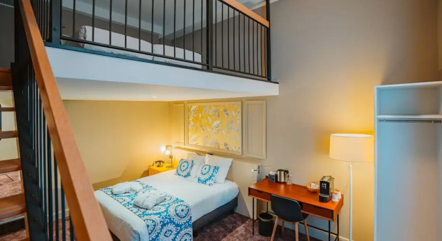 Четырёхместный семейный номер Standard Grand Hotel Bellevue - Grand Place