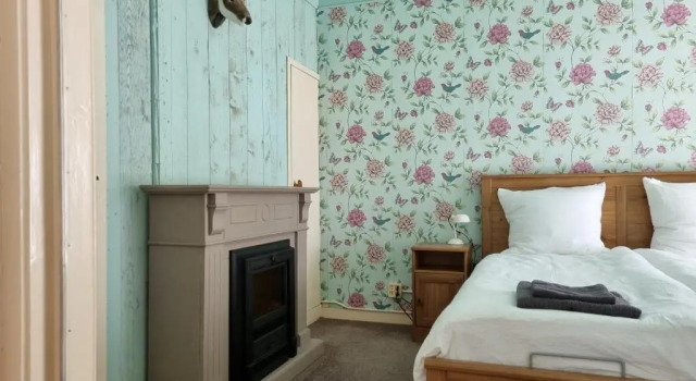 Het Voorhuis boerderij Hoeve Vrede Best, Забронировать Отель Весп 