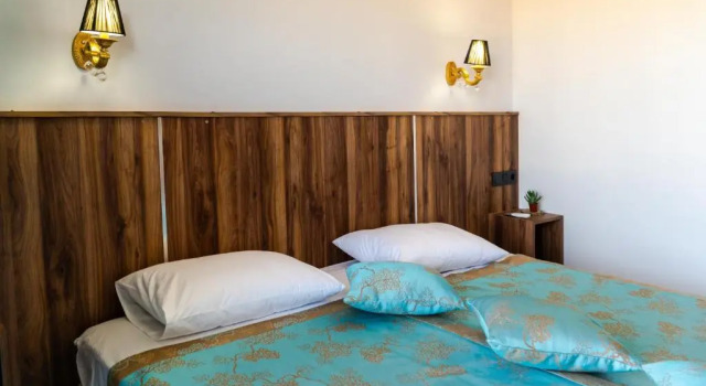 Двухместный номер Standard Elijah Hotel