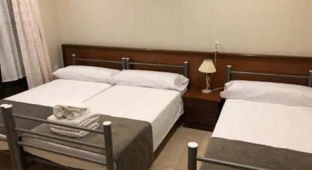 Hotel El Comendador, Забронировать Отель Фуэнте-Обехуна 