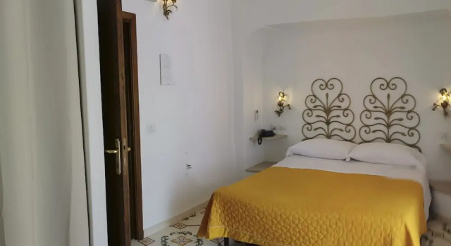 Двухместный номер Economy с балконом Hotel Dimora Fornillo