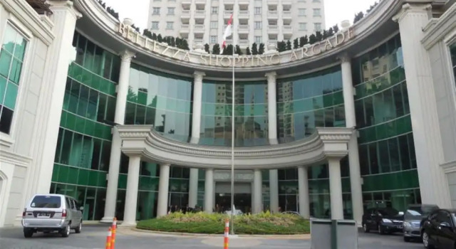 Awesome 3br Bellezza Permata Hijau Apartment Near Senayan, Prenota Appartamento Kebayoran Lama 