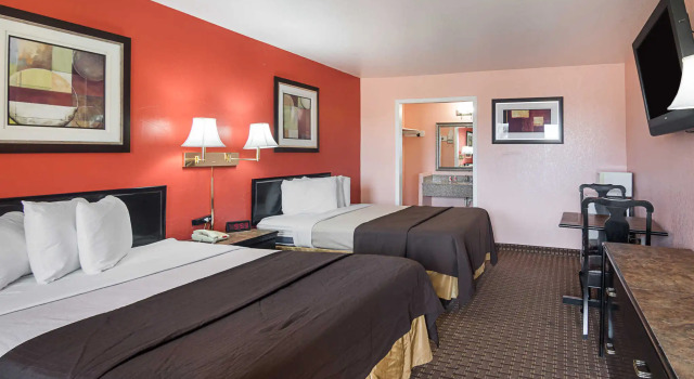 Четырёхместный номер Standard Econo Lodge Dalhart Hwy 54 - Hwy 287