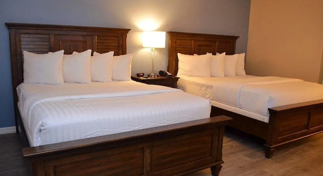 The Palmer Inn & Tennis Club, Book Hotel Hoteller i Rockledge med pool, Swimmingpool