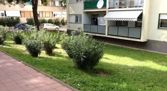 Sunny & Spacious, 2BD suite with free parking, Prenota Appartamento Splitska 