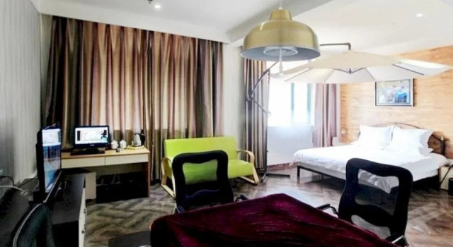 Blue Mountain Hotel, Book Hotel Nanyang Henan