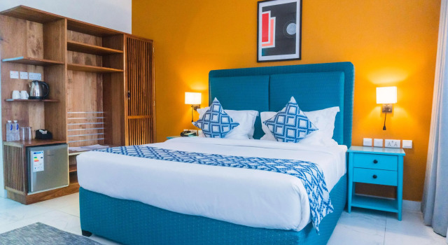 Best Western Jangwani Sea Breeze Hotel