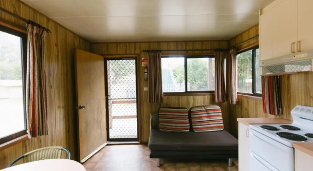 Wonboyn Cabins & Caravan Park