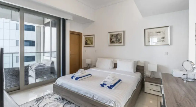 Luxury at Ocean Heights Views Dubai Marina 4 Beds Sleeps 8, Забронировать Апартаменты/квартира Аль-Суфух , рядом с Jumeirah Palm Tram Station