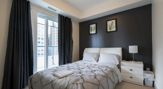 Апартаменты Executive с 3 комнатами с балконом Applewood Suites - Executive 3 BDRM