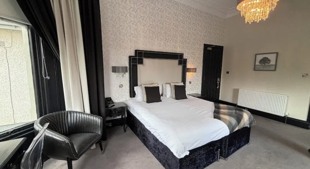 Номер Deluxe Richmond Park Hotel