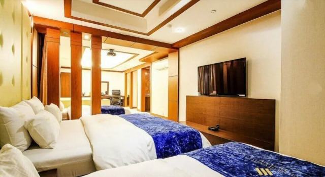 Семейный номер Standard Charlot Castle Hotel