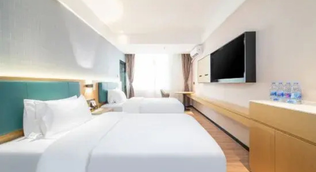 Люкс Park City Hotel (Yulin Railway Station)