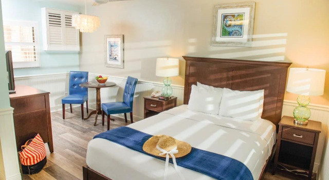 Tahitian Beach Resort, Забронировать Курортный отель Отели в центре Треже-Айленд с завтраком, отели в центре Треже-Айленд с завтраком