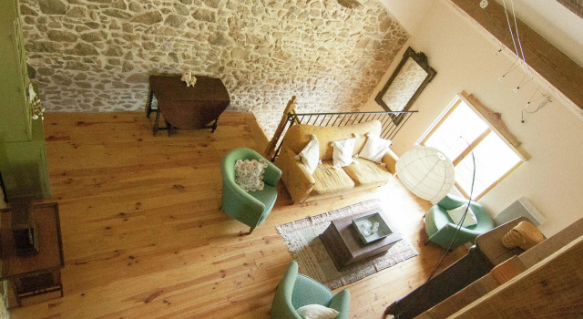 Spacious Cottage Suitable for Disabled on an Estate With a Heated Pool, Book Feriehus Sommerhuse i Charente, Hytte