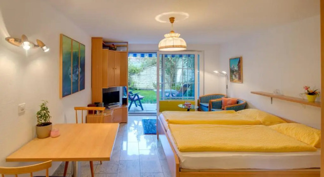 Студия Apartments Aura