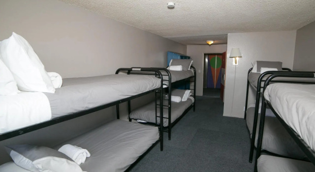 Кровать в общем номере (женский номер) Motel 6 - Las Vegas, NV   Downtown Fremont St Experience