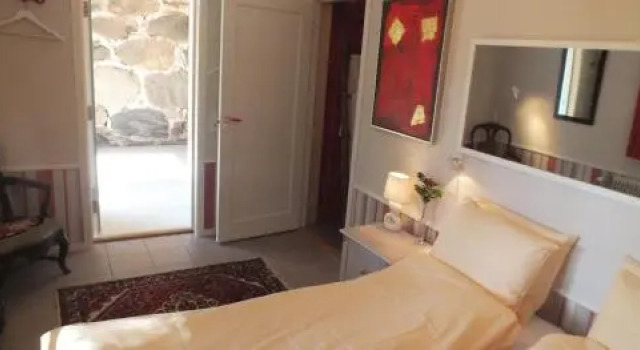 Under Linden, Prenota Bed & breakfast Orkelljunga 