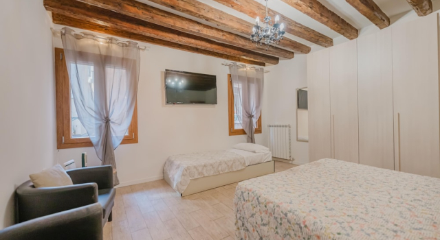 Апартаменты Rialto Suite