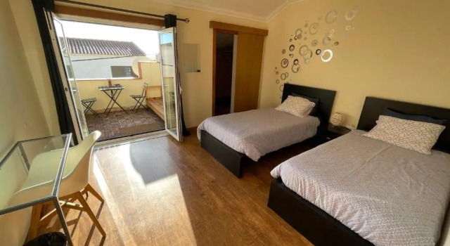 33 Hostel, Rezervovat Hostel Hotely v Oeste s parkováním, Parkování