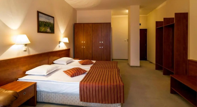 Студия с балконом Plaza Hotel