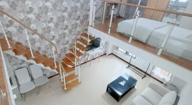 Yuni Homestay, Book Hotel Hoteller i Beijing Province med parkering, Parkering