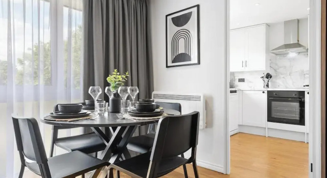 Unique 2BR Finchley Flat Sleeps 5