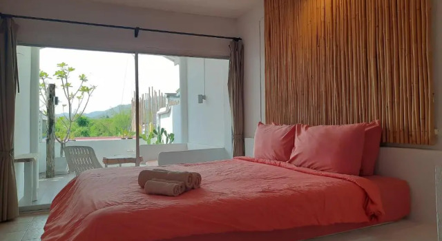 Номер Standard Chasorn Riverside Resort